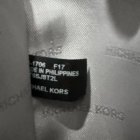 Michael Kors Jet Set Travel Large Tote Bag with laptop separator Gray EUC! - Picture 9 of 16